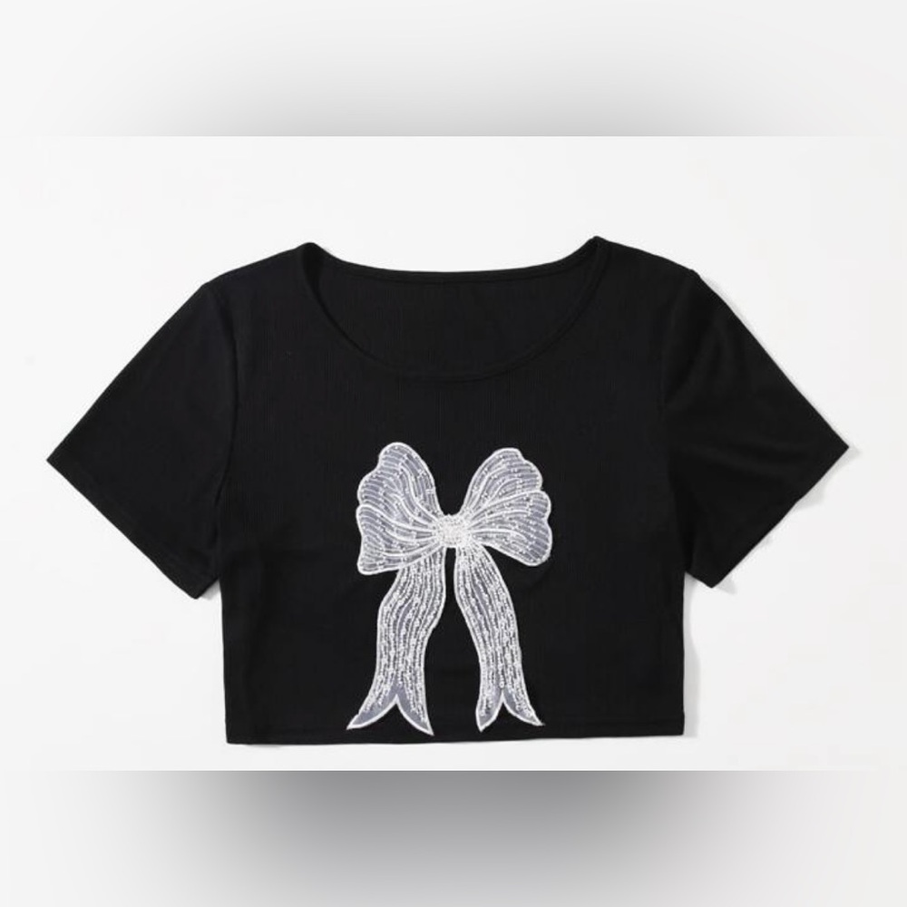 ✨NEW✨ 0xl Baby Tee with Sequin Bow